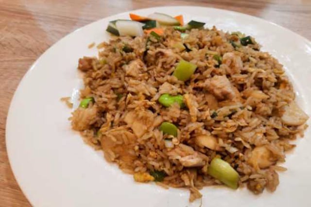 Schezwan Chicken Fried Rice.