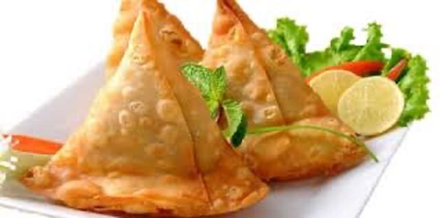 Samosas-Vegetable (3 Pieces).