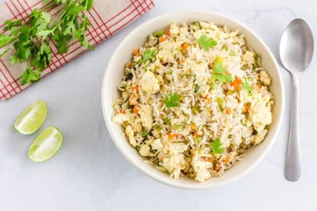 Schezwan Fried Rice (Veg).