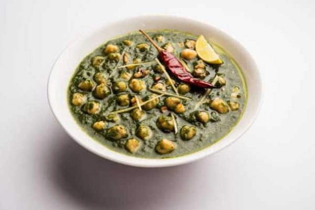 Chole Palak.