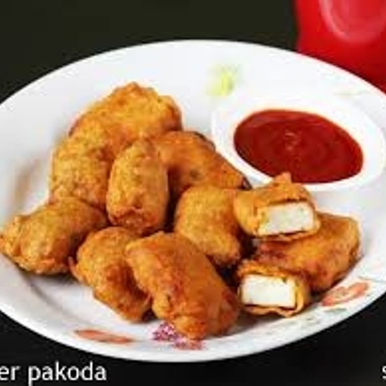 Savor Our Crispy Pakora