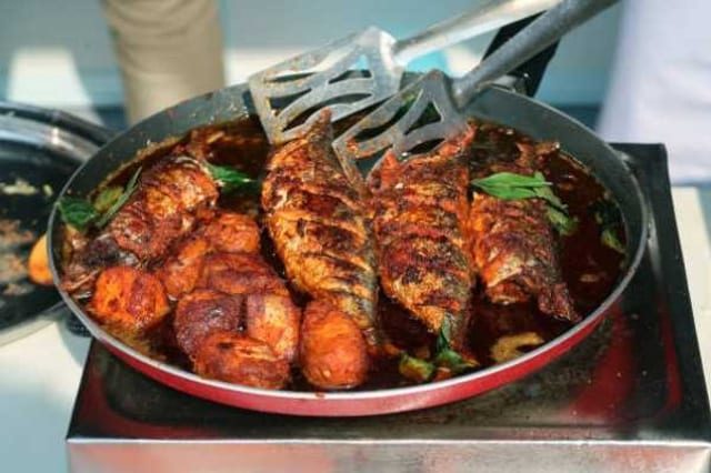 Fish Buna.