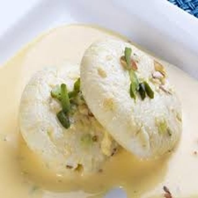 Ras Malai (2 Pcs).