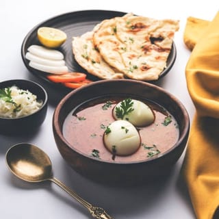 Egg Jhal Faraizi Thali